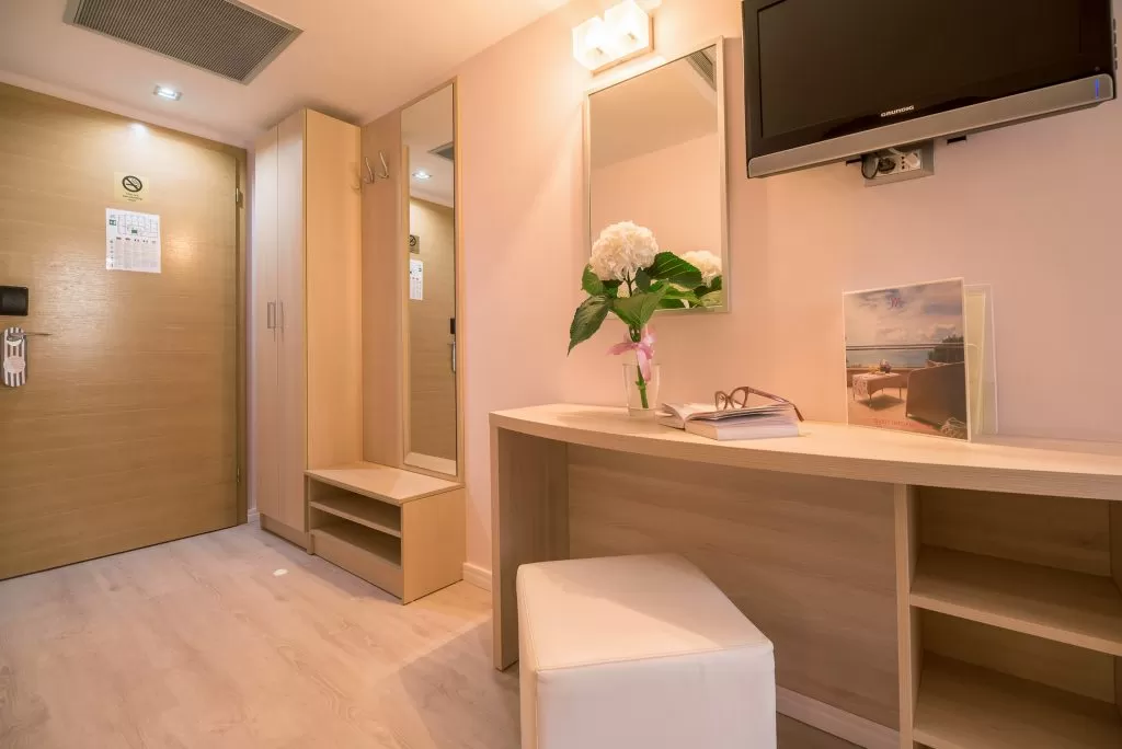 Hotel-Maritimo-Soba-5-15-of-21-1024x684
