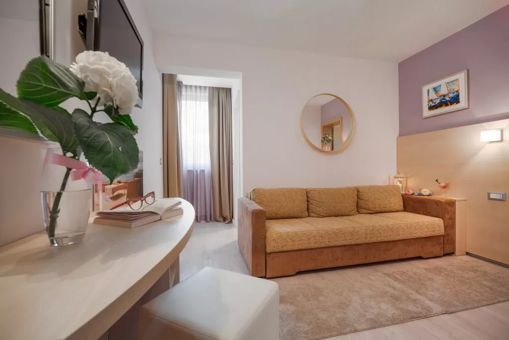 Hotel-Maritimo-Soba-5-8-of-21-1024x684